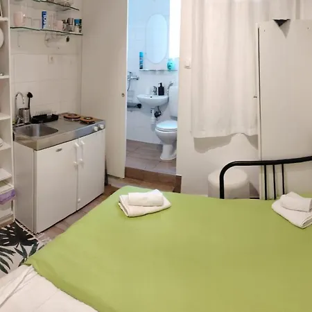 Garden Living Room, Cozy Apartamento