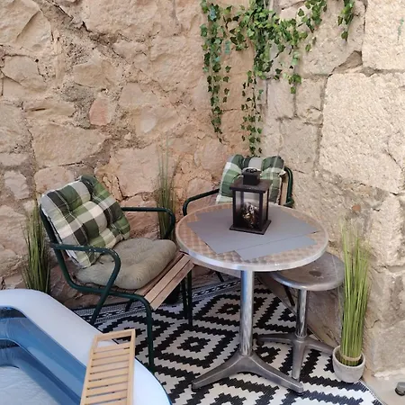 Garden Living Room, Cozy *