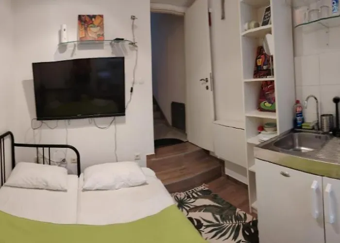 Garden Living Room, Cozy *