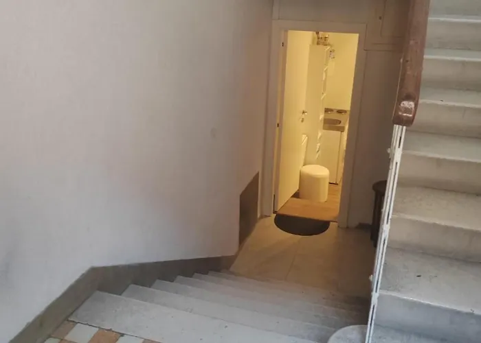 Garden Living Room, Cozy * Split